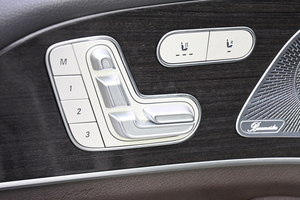 Used 2020 Mercedes-Benz GLS 450 4MATIC image 12