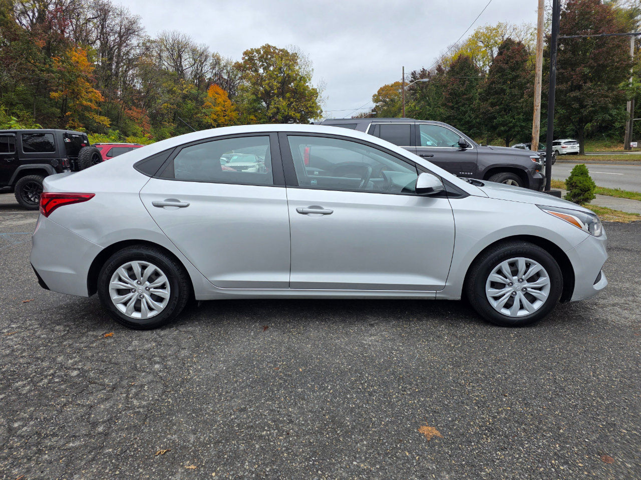 Used 2021 Hyundai Accent SE image 4