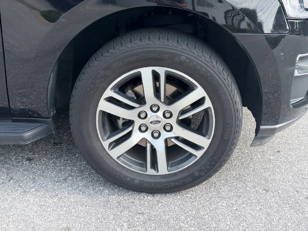 Used 2024 Ford Expedition Max Limited RWD image 9