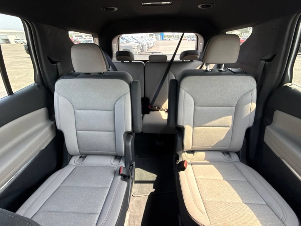 Used 2026 Chevrolet Traverse LT w/ Driver Confidence Package AWD/4WD image 13
