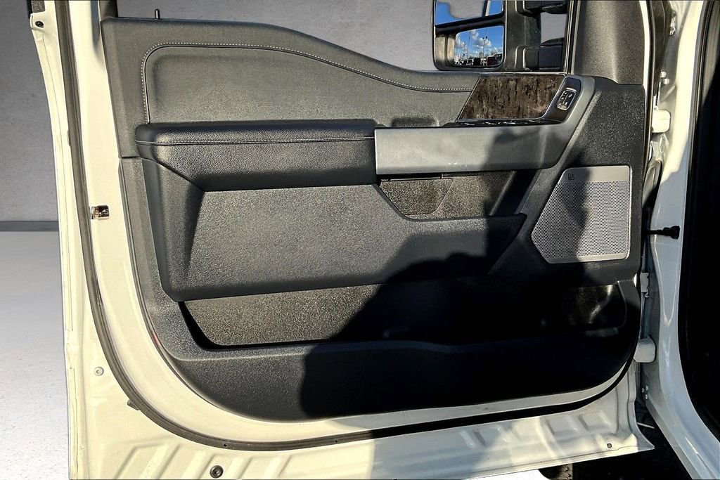 Used 2023 Ford F250 Lariat w/ Lariat Ultimate Package image 27