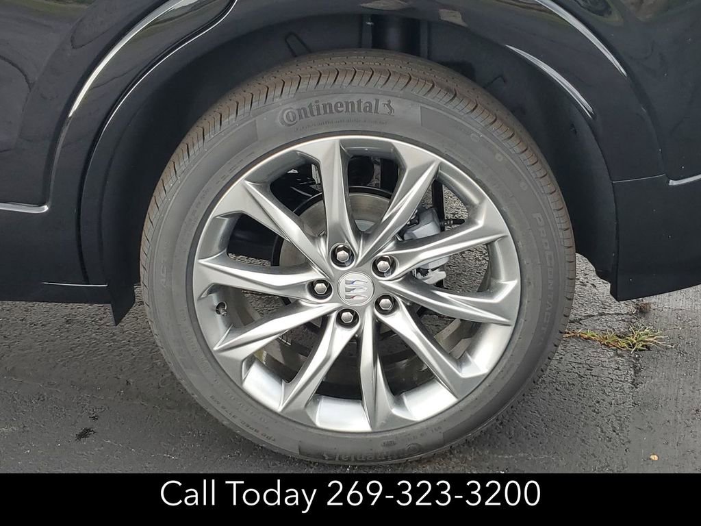 New 2025 Buick Encore GX Avenir w/ Avenir Technology Package image 32