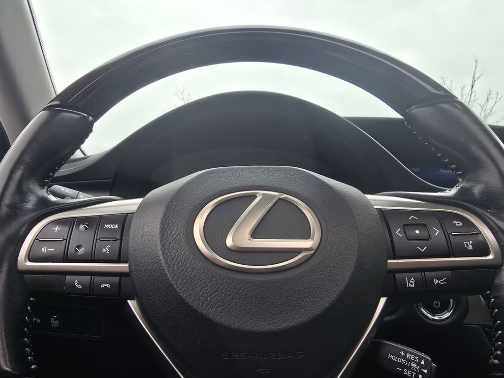 Used 2017 Lexus ES 300h image 27