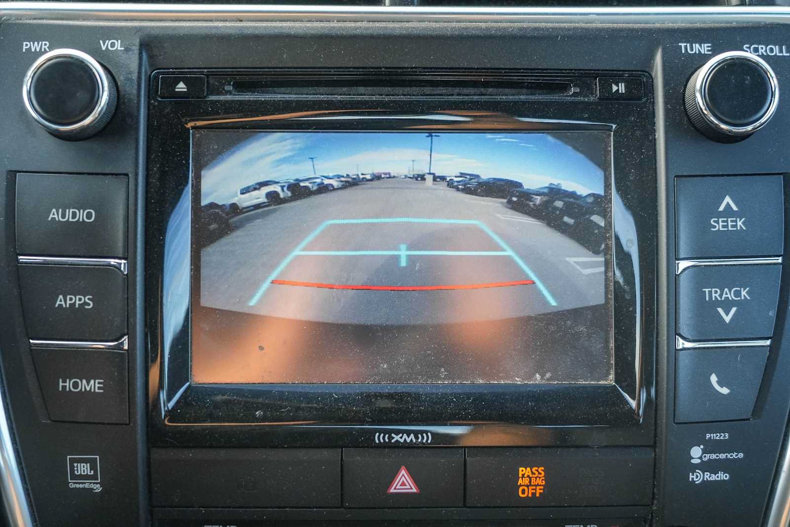 Used 2017 Toyota Camry XLE w/ Convenience Package FWD image 21