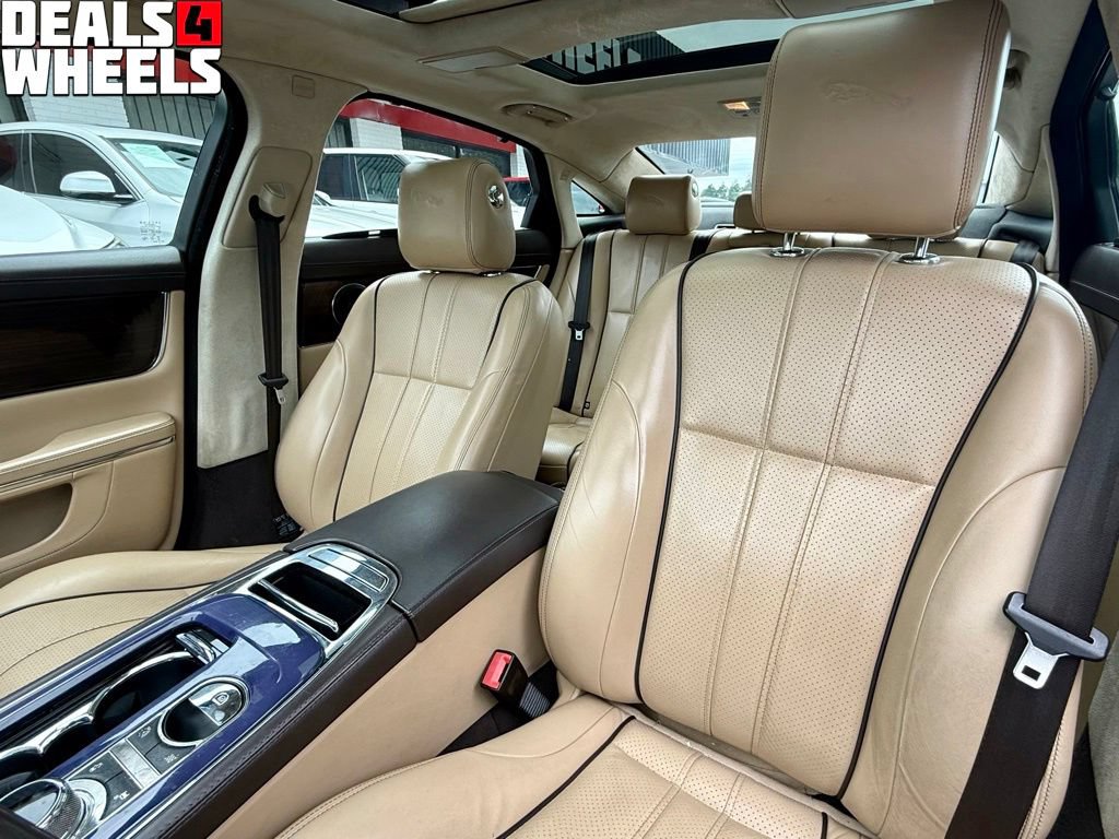 Used 2013 Jaguar XJ L Portfolio AWD/4WD image 13