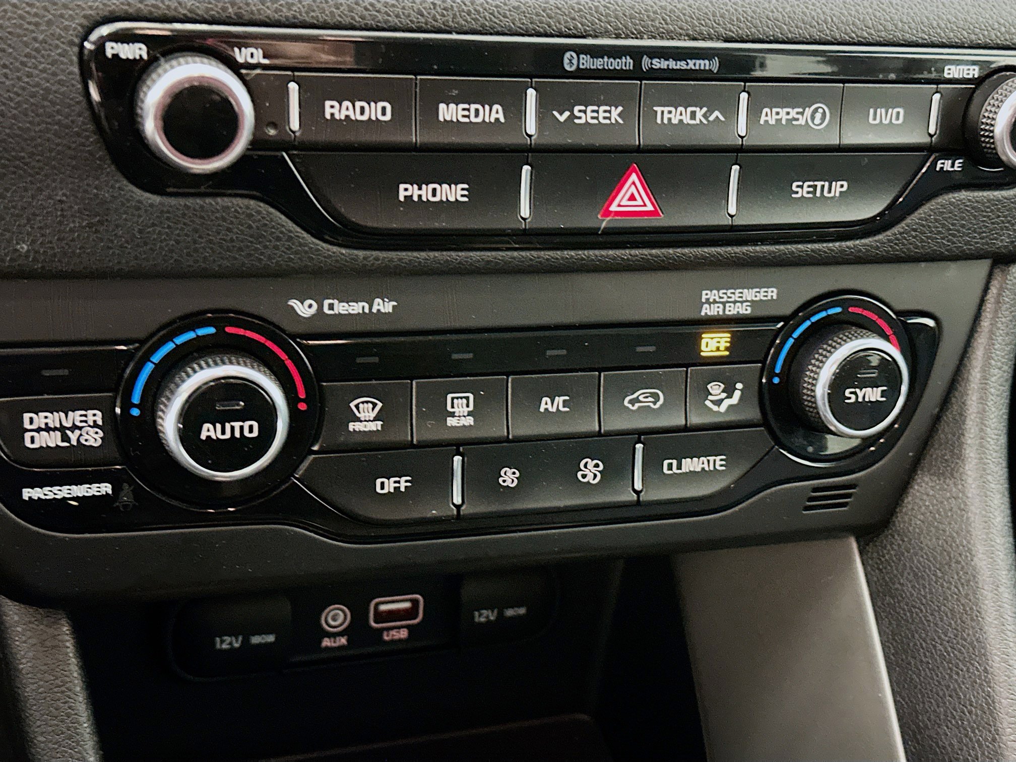 Used 2018 Kia Niro LX image 23