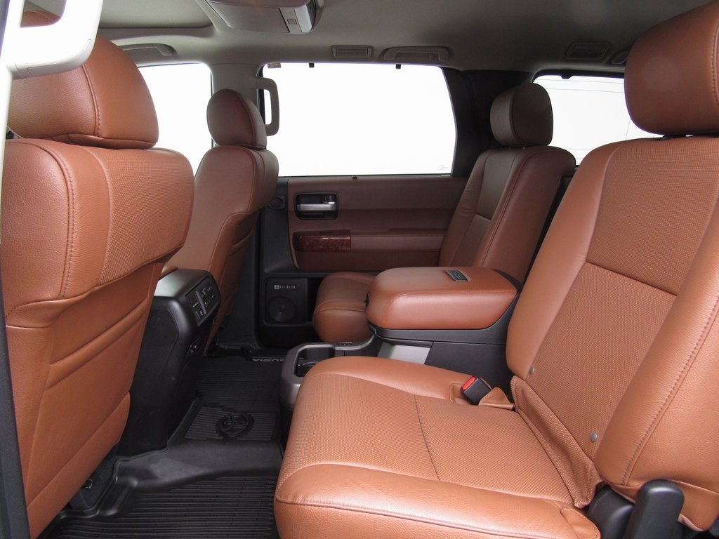 Used 2019 Toyota Sequoia Platinum image 15