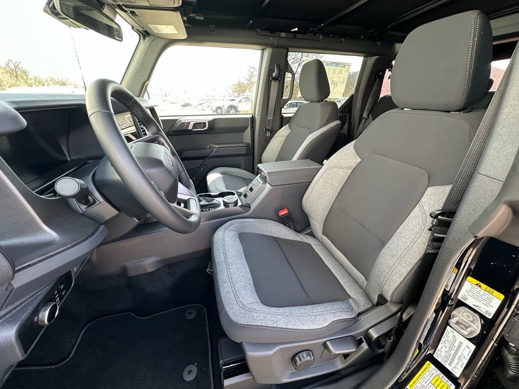 New 2025 Ford Bronco Big Bend AWD/4WD image 17