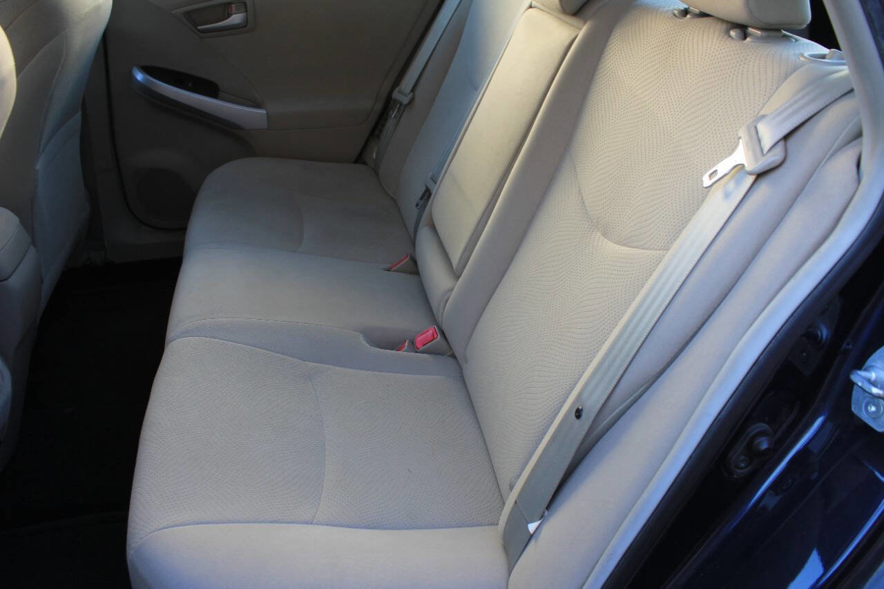 Used 2013 Toyota Prius Two image 13