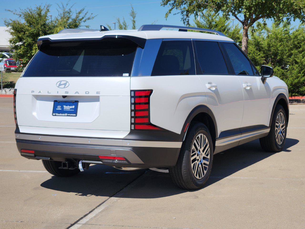 New 2027 Hyundai Palisade SEL w/ Tow & Go Package FWD image 4