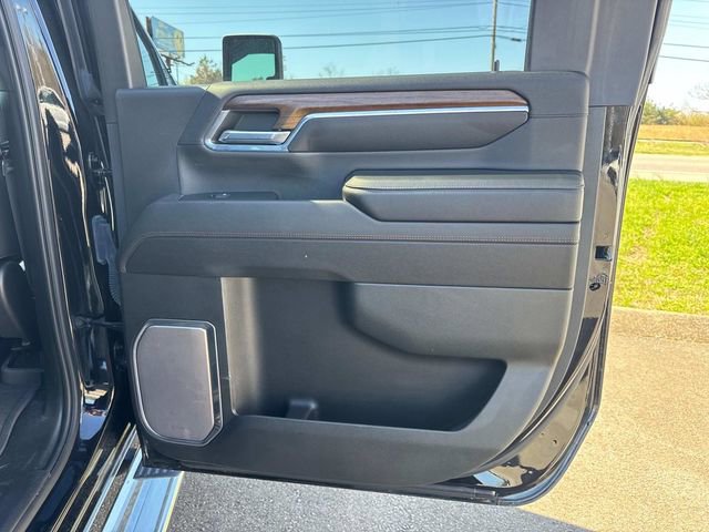 Used 2024 Chevrolet Silverado 2500 High Country w/ Technology Package AWD/4WD image 22