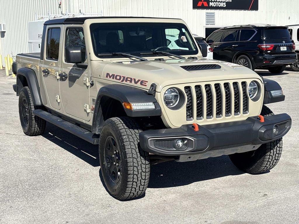 Used 2020 Jeep Gladiator Mojave w/ Dual Top Group AWD/4WD image 7