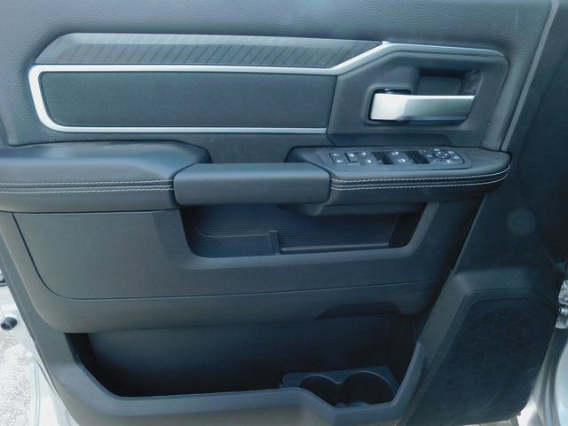 New 2026 RAM 2500 Big Horn AWD/4WD image 10