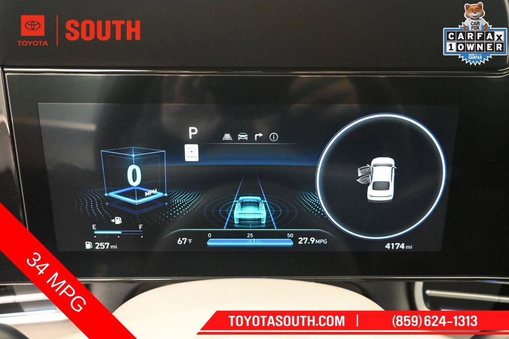 Used 2025 Hyundai Elantra SEL FWD image 12