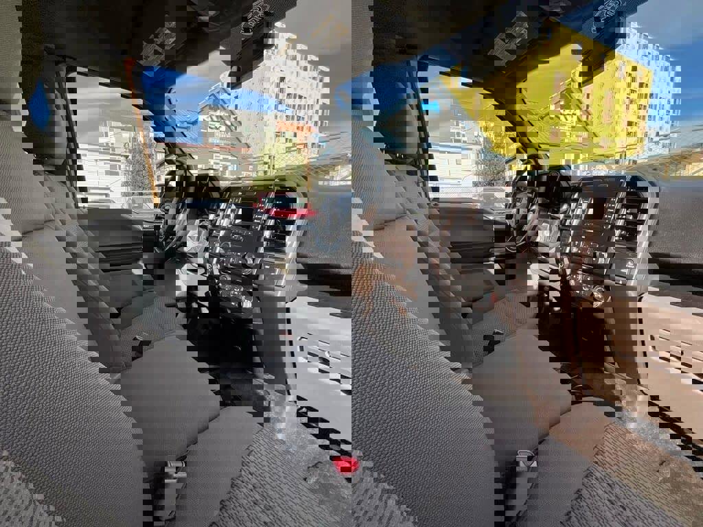 Used 2017 Ford F150 XLT w/ Equipment Group 301A Mid image 19