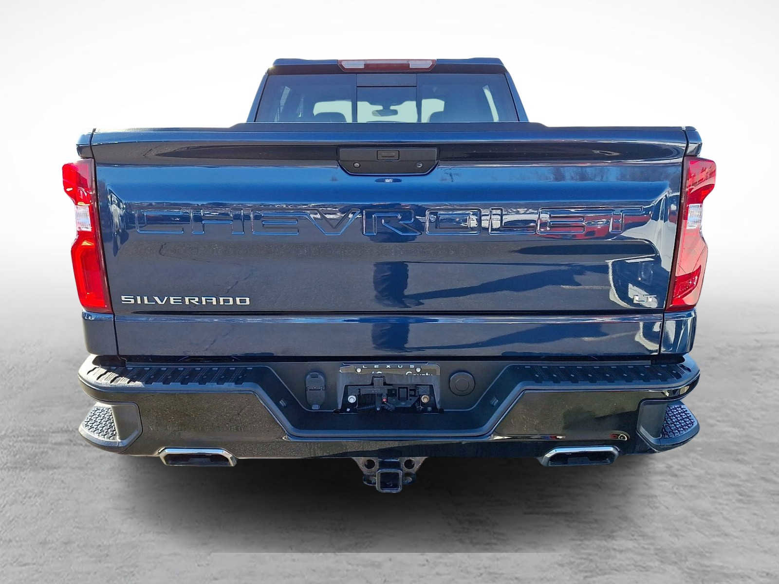 Used 2021 Chevrolet Silverado 1500 LT Trail Boss w/ Convenience Package II image 4