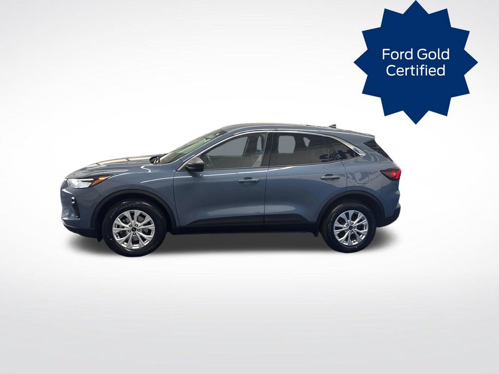 Certified 2023 Ford Escape Active AWD/4WD image 2