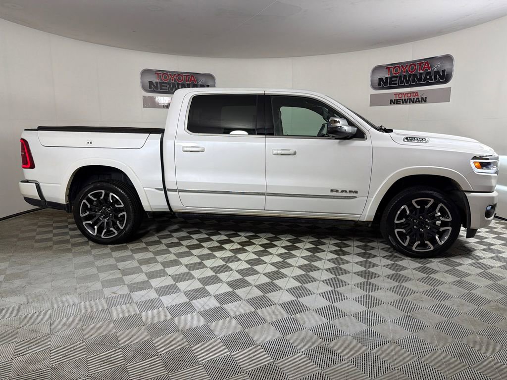 Used 2025 RAM 1500 Limited AWD/4WD image 4