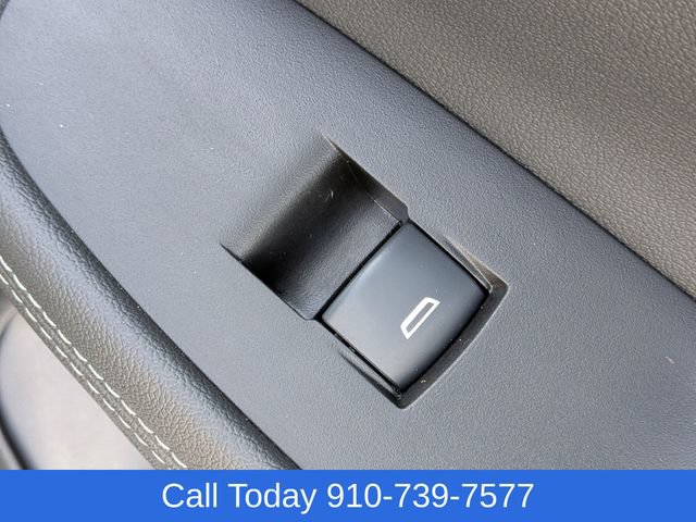 Used 2023 Buick Encore GX Essence w/ Experience Buick Package FWD image 35