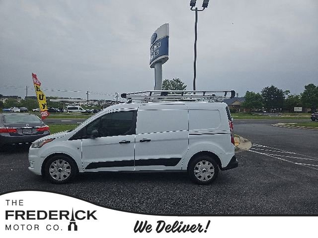Used 2019 Ford Transit Connect XLT FWD image 1