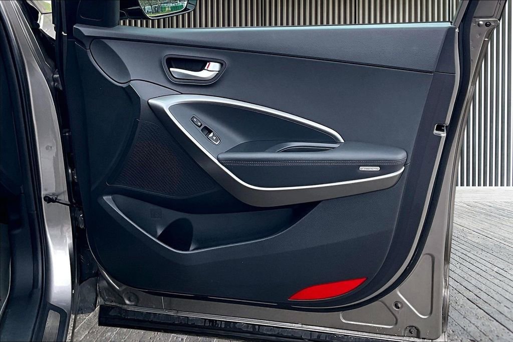 Used 2018 Hyundai Santa Fe Sport 2.0T image 25