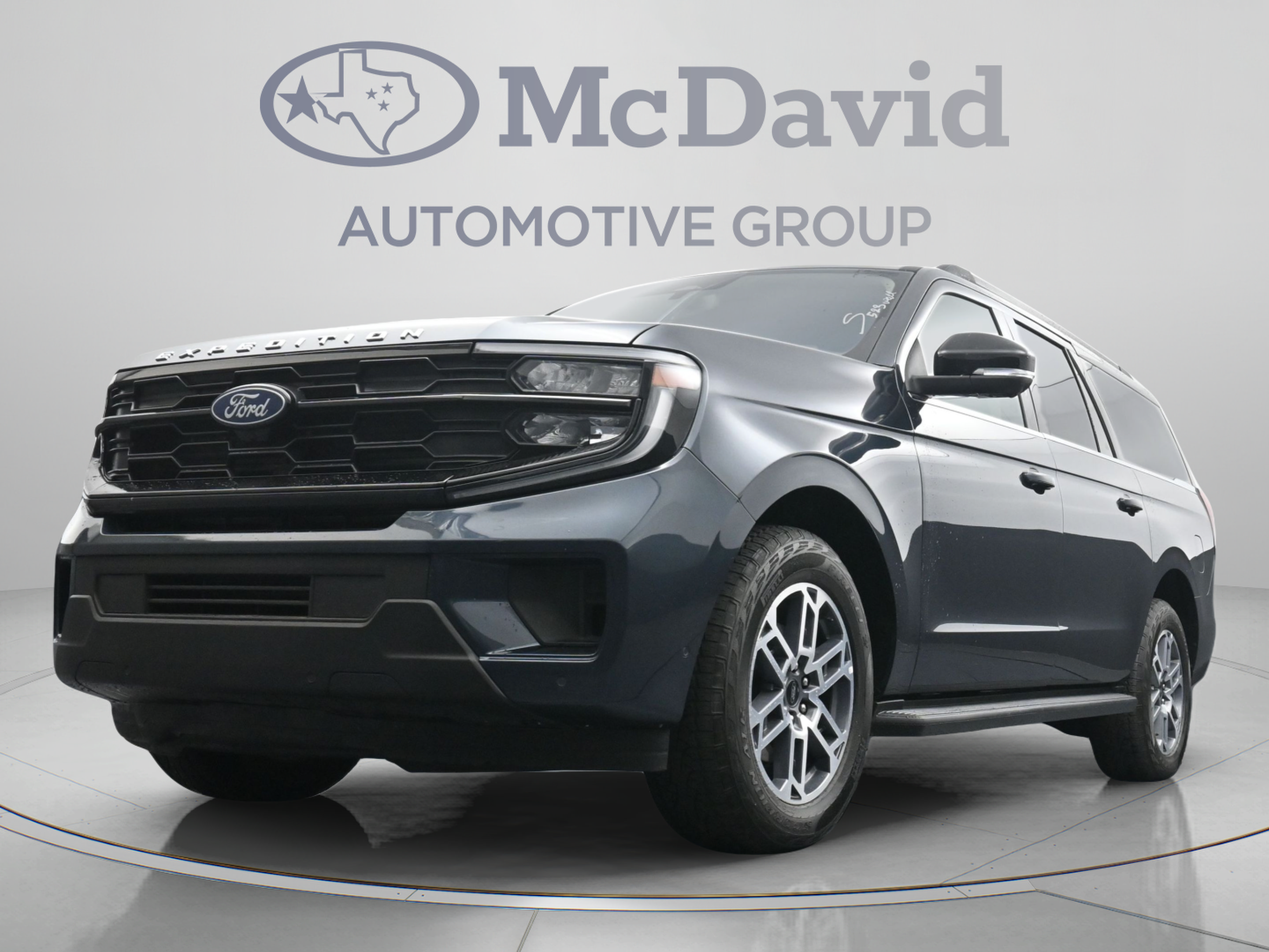 Used 2025 Ford Expedition Max Active AWD/4WD image 28