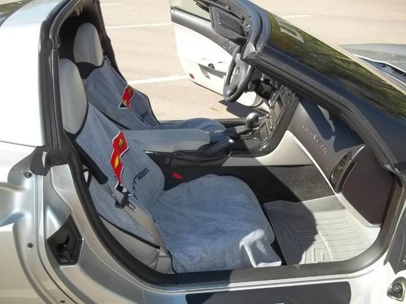 Used 2006 Chevrolet Corvette Coupe w/ Preferred Equipment Group RWD image 37