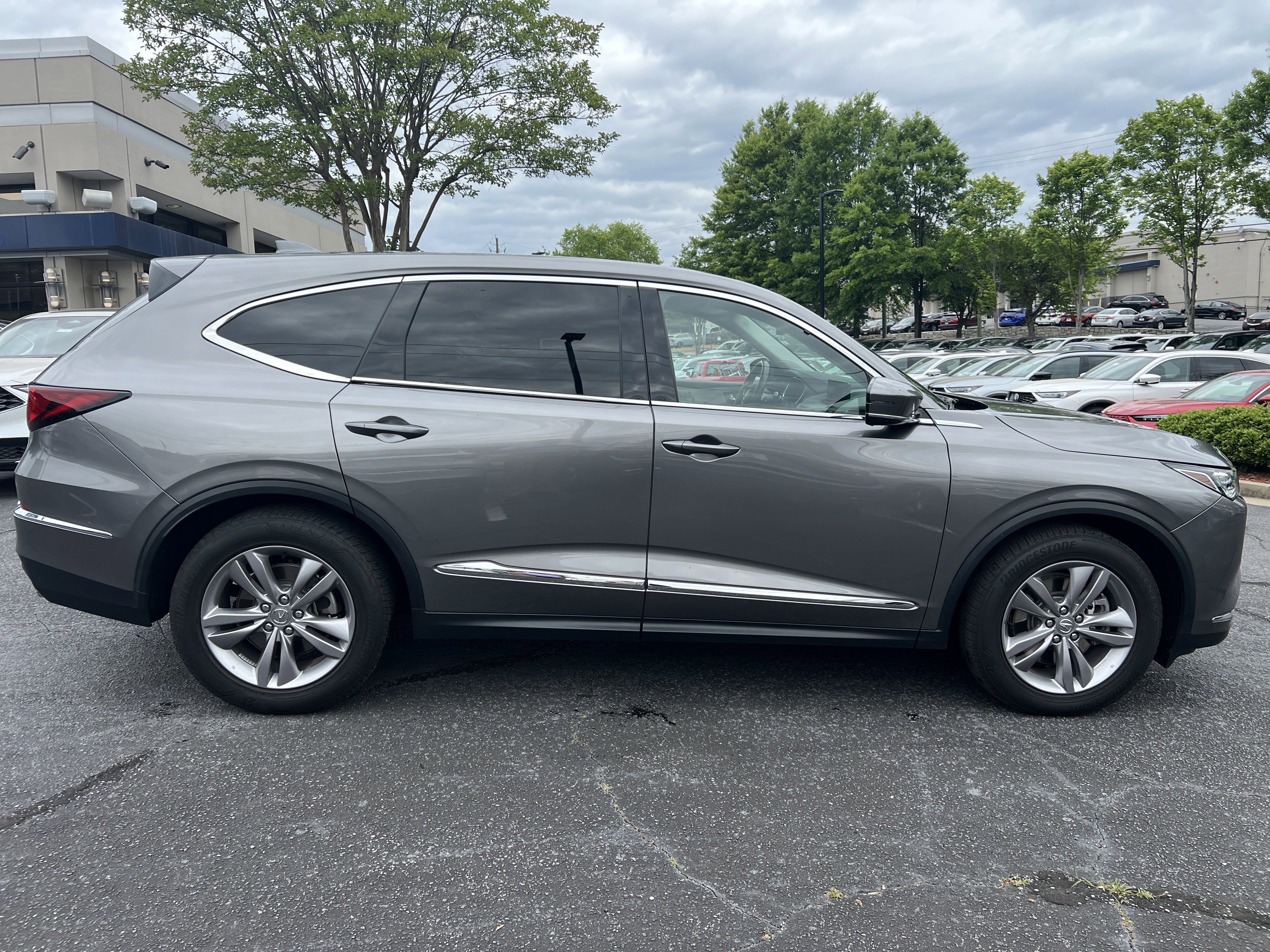 Certified 2023 Acura MDX SH-AWD image 6