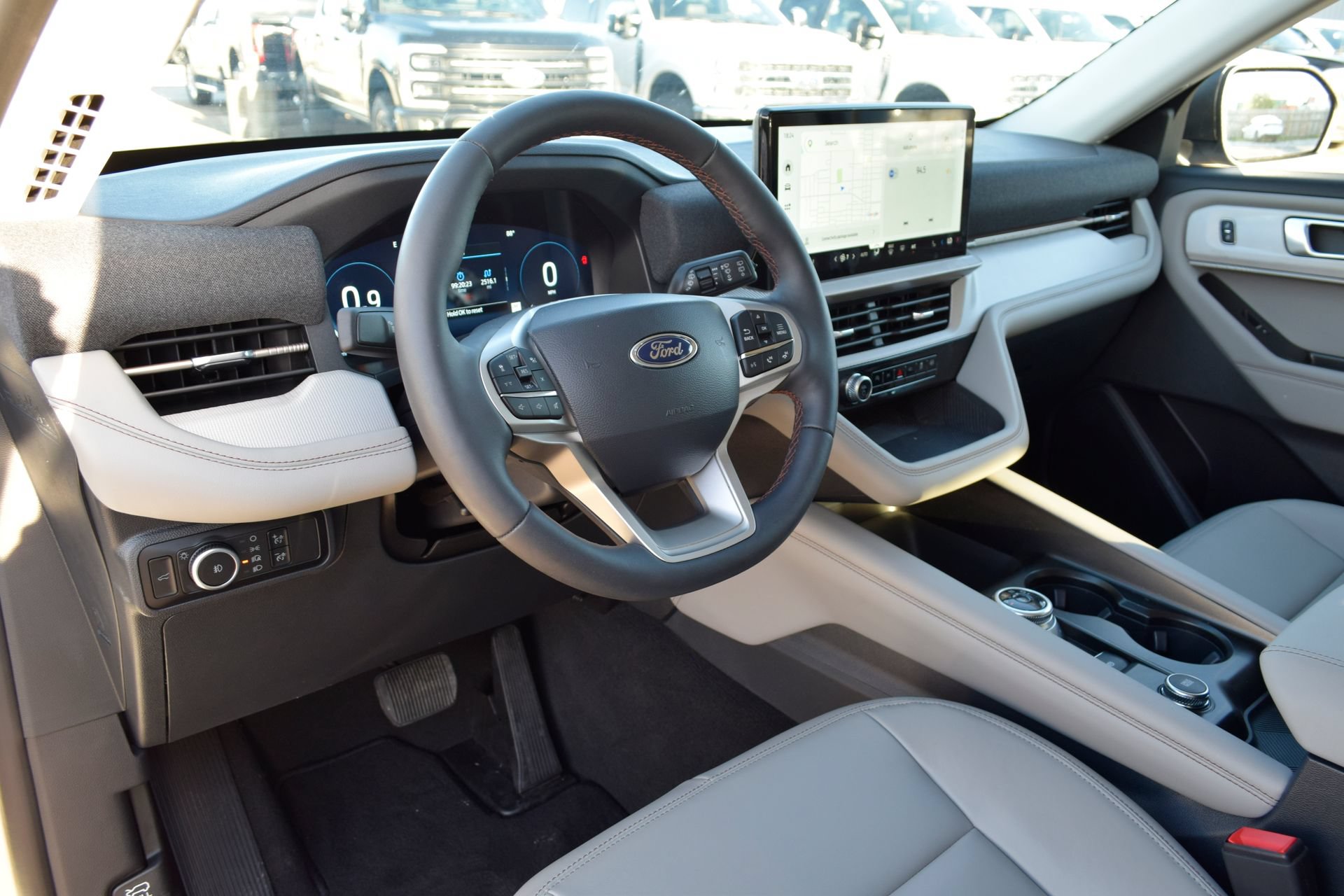 New 2026 Ford Explorer Active w/ Active Comfort Package RWD image 15