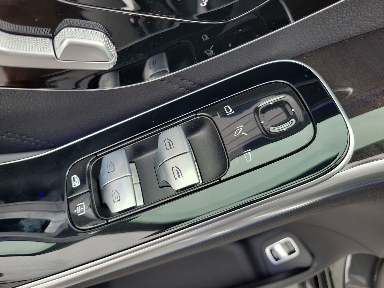 New 2026 Mercedes-Benz S 63 AMG S image 19