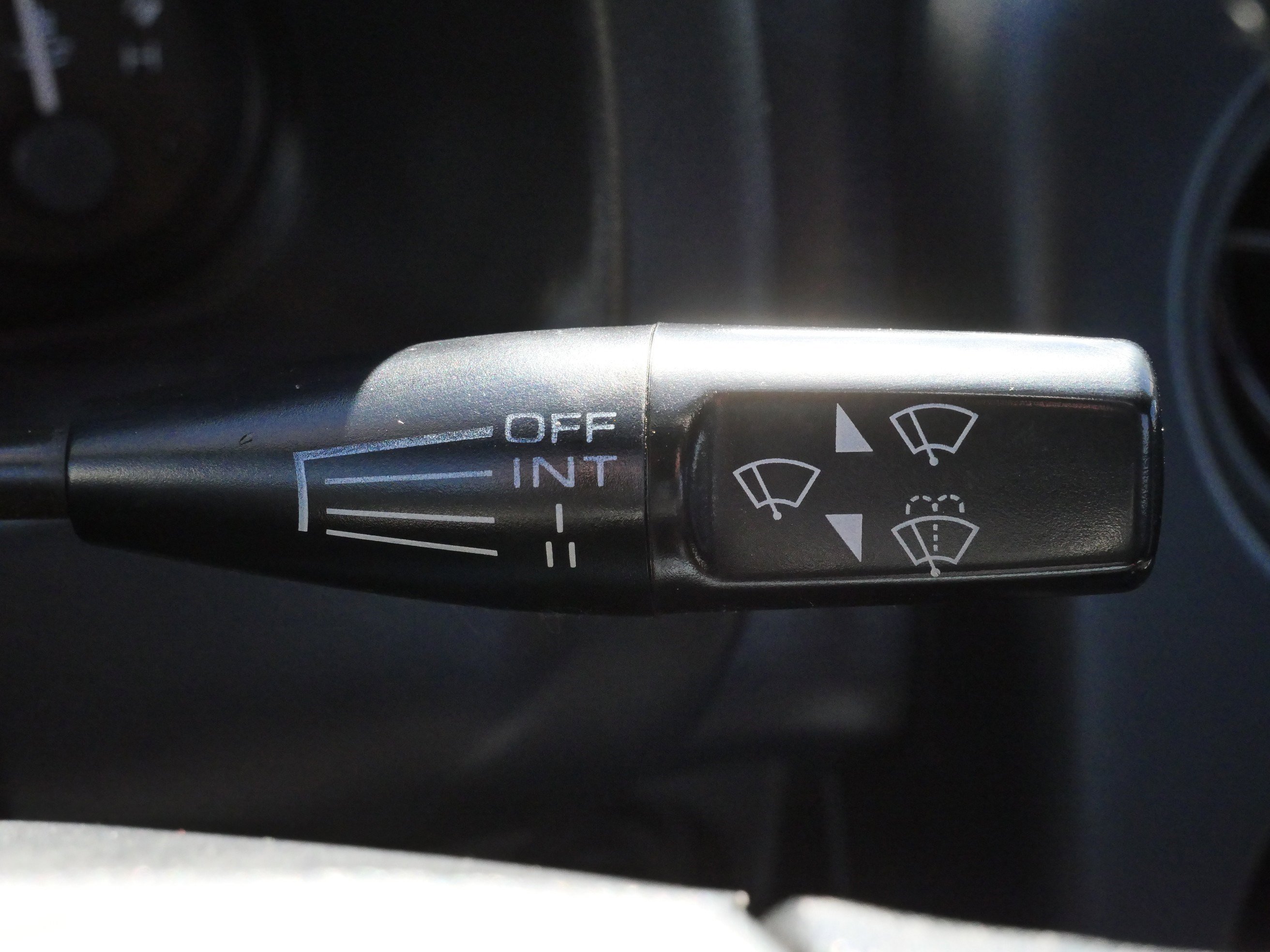 Used 1997 MAZDA MX-5 Miata RWD image 32