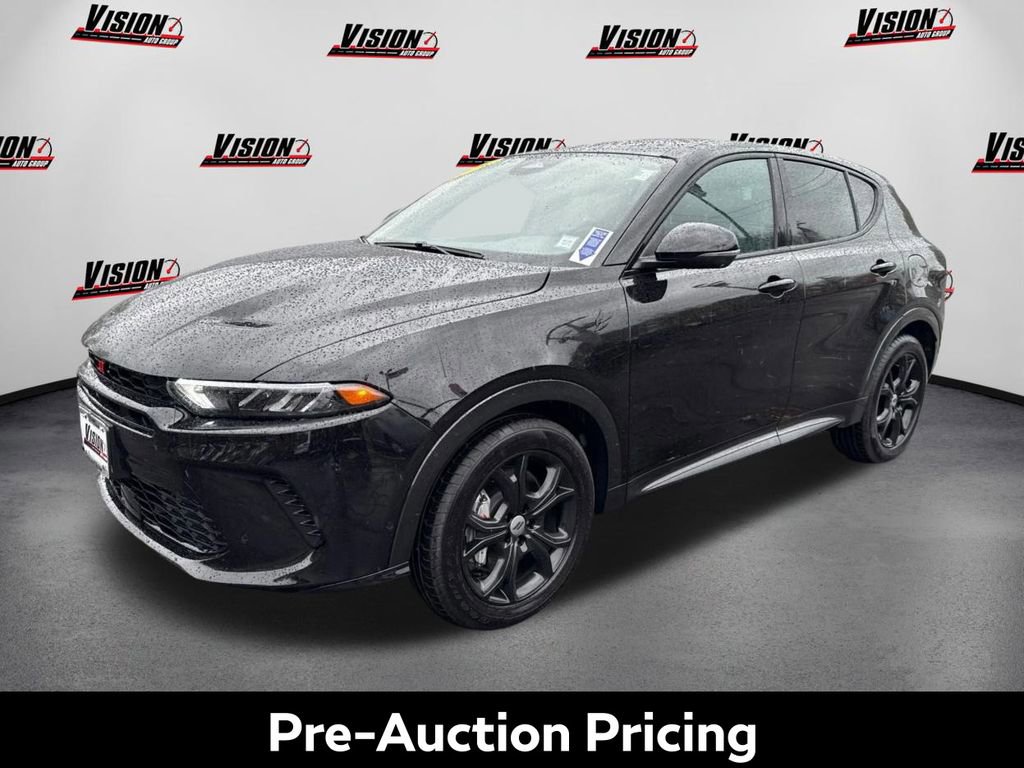 Used 2024 Dodge Hornet R/T Plus w/ Tech Pack Plus w/o Parking