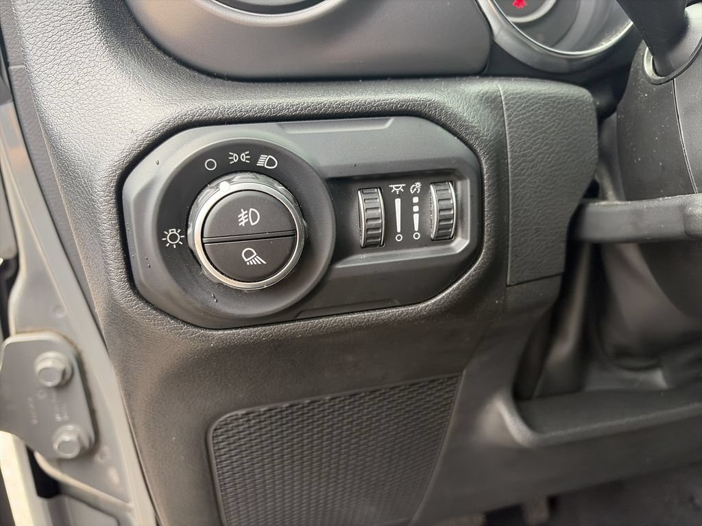 Used 2022 Jeep Gladiator Sport AWD/4WD image 19