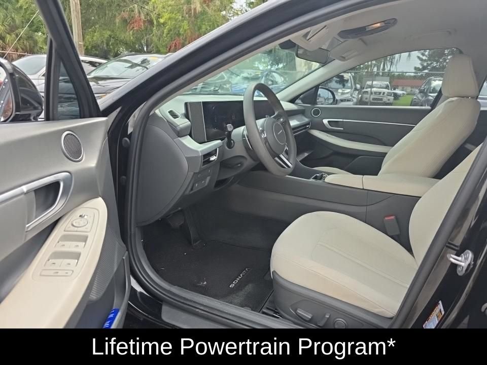 Used 2024 Hyundai Sonata SEL FWD image 4