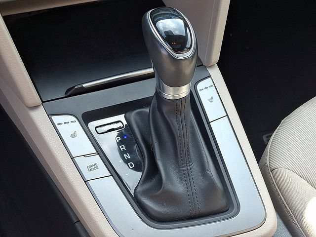 Used 2018 Hyundai Elantra Value Edition FWD image 15