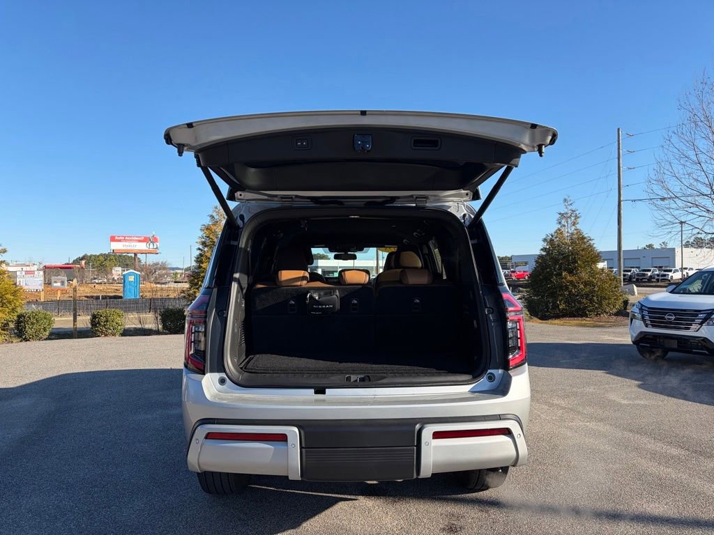 Certified 2025 Nissan Armada SL w/ Captain's Chari Seat Package image 5