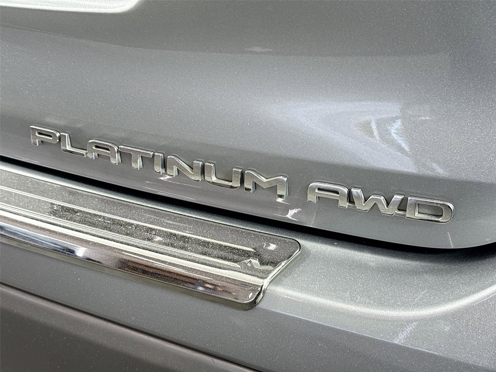 Certified 2021 Toyota Highlander Platinum AWD/4WD image 15