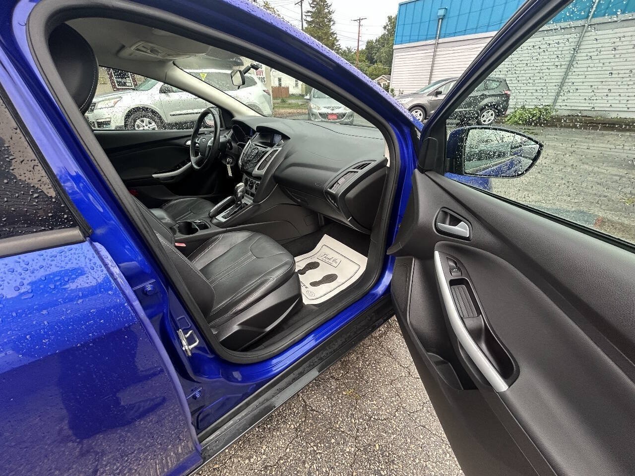 Used 2013 Ford Focus SE FWD image 9