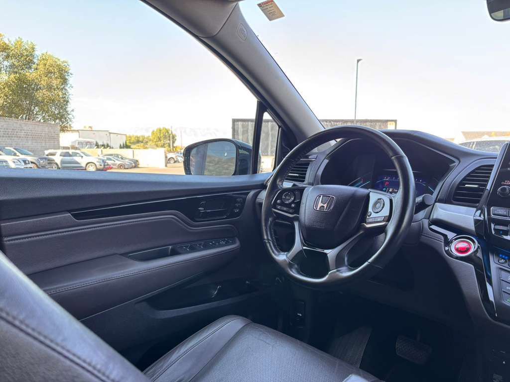 Used 2020 Honda Odyssey Elite image 29