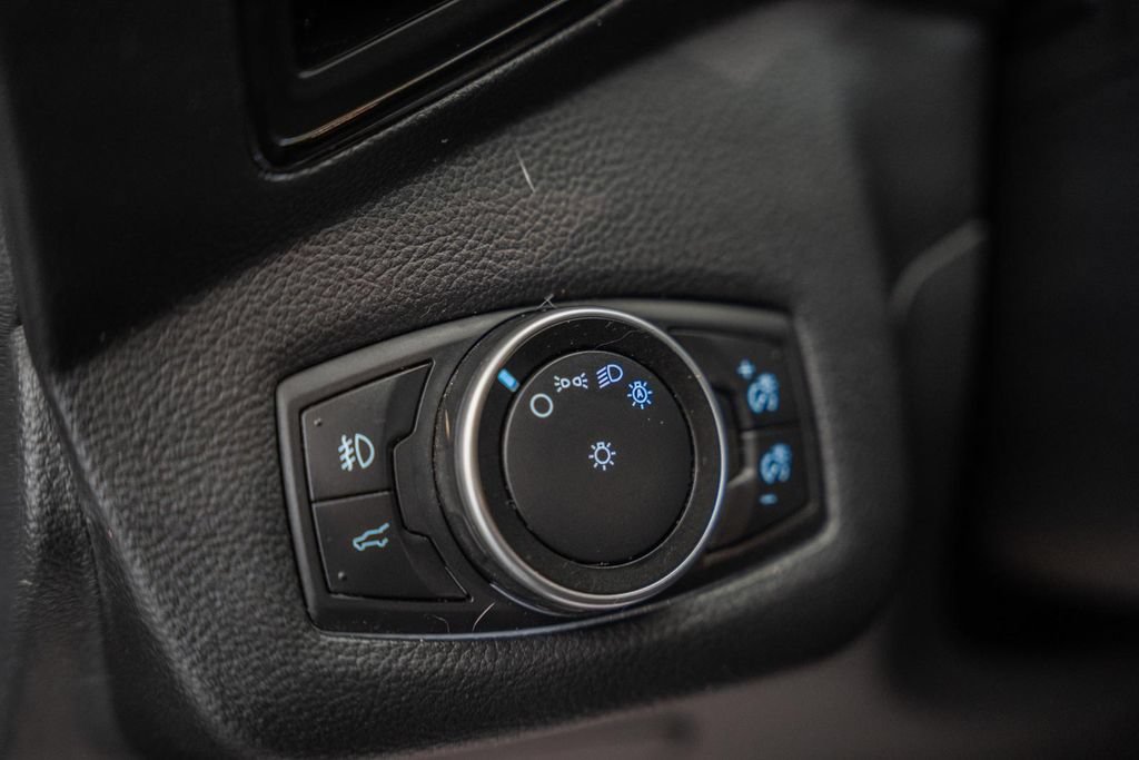 Used 2018 Ford Escape SEL FWD image 39