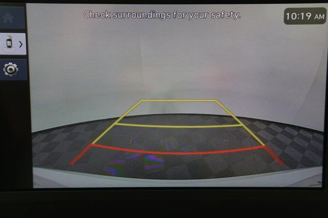 Used 2025 Hyundai Elantra Sport FWD image 17