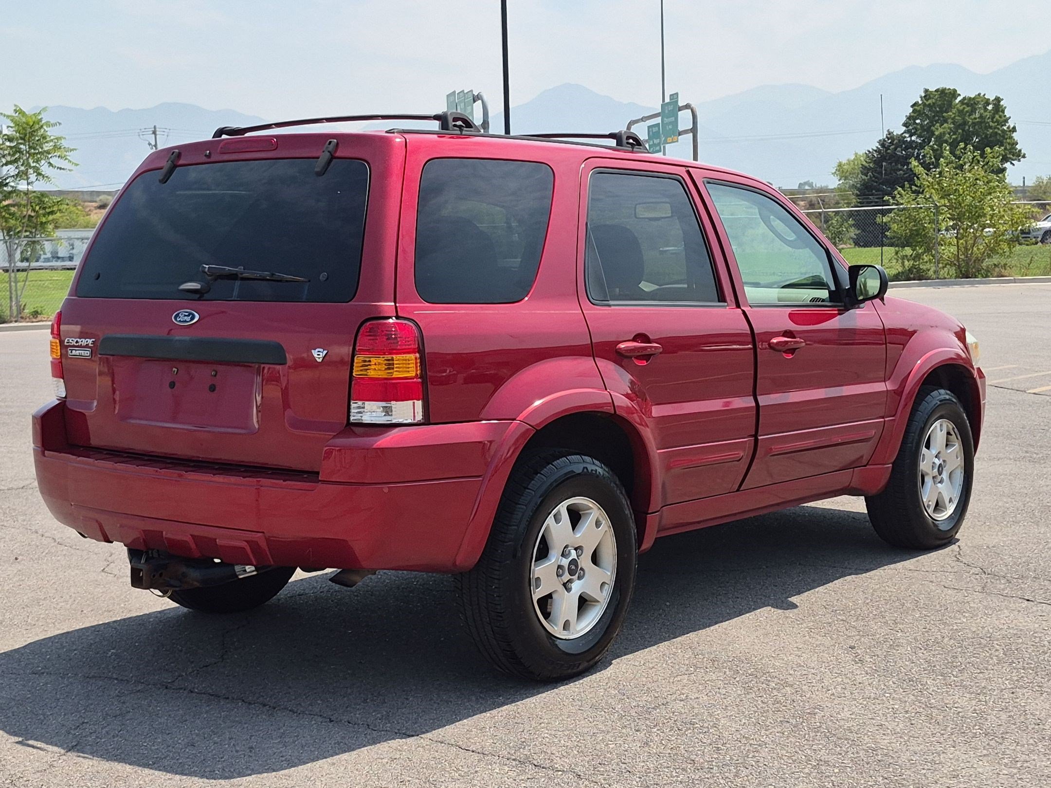 Used 2007 Ford Escape Limited AWD/4WD image 3