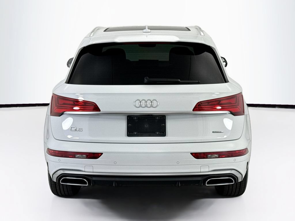 Used 2022 Audi Q5 2.0T Premium Plus w/ Premium Plus Package AWD/4WD image 6