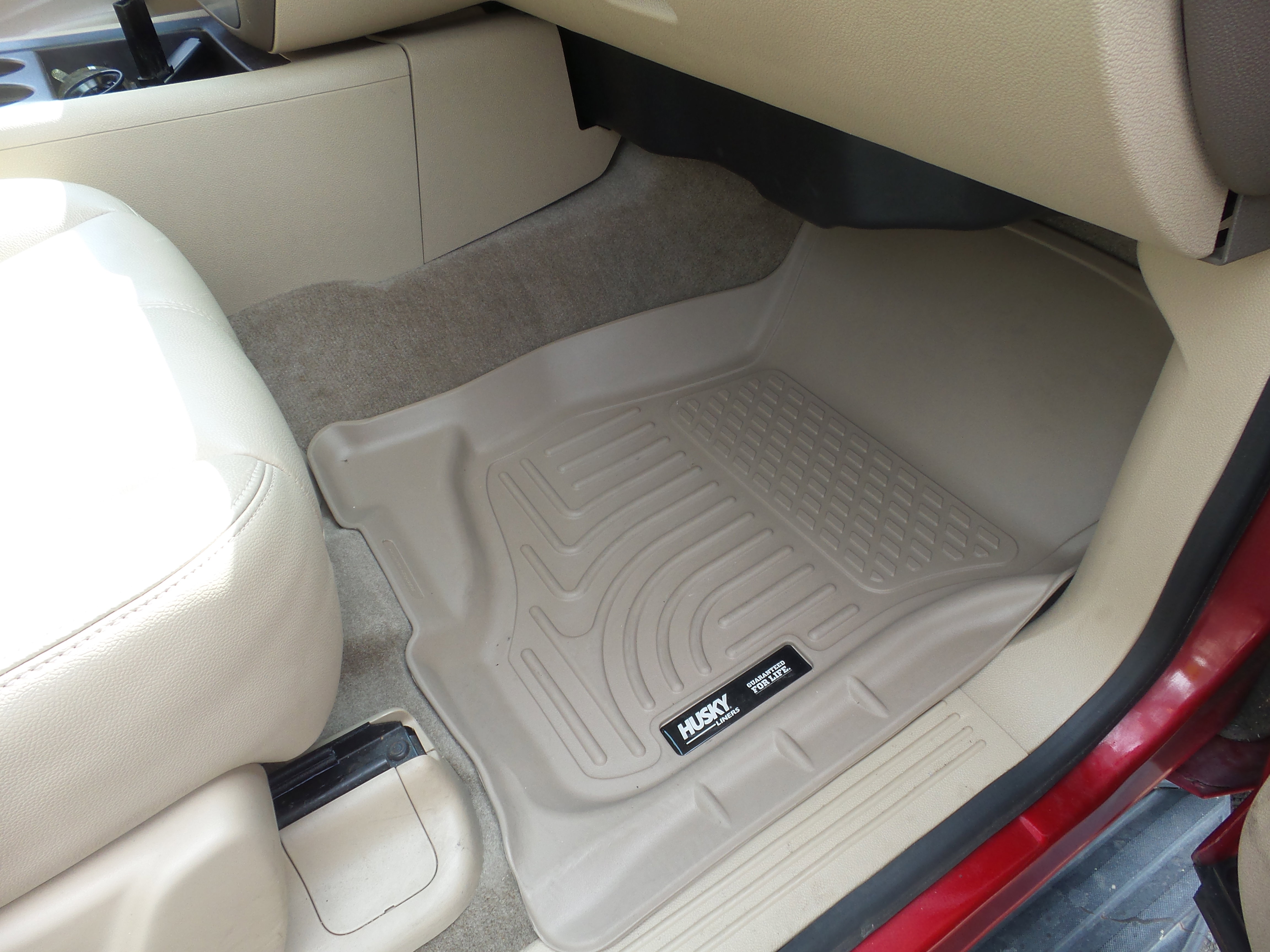 Used 2013 GMC Yukon SLT w/ SLT Chrome Package image 23