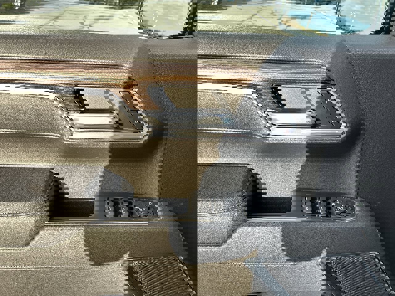 New 2026 Chevrolet Silverado 1500 LT w/ LPO, Dark Essentials Package image 21