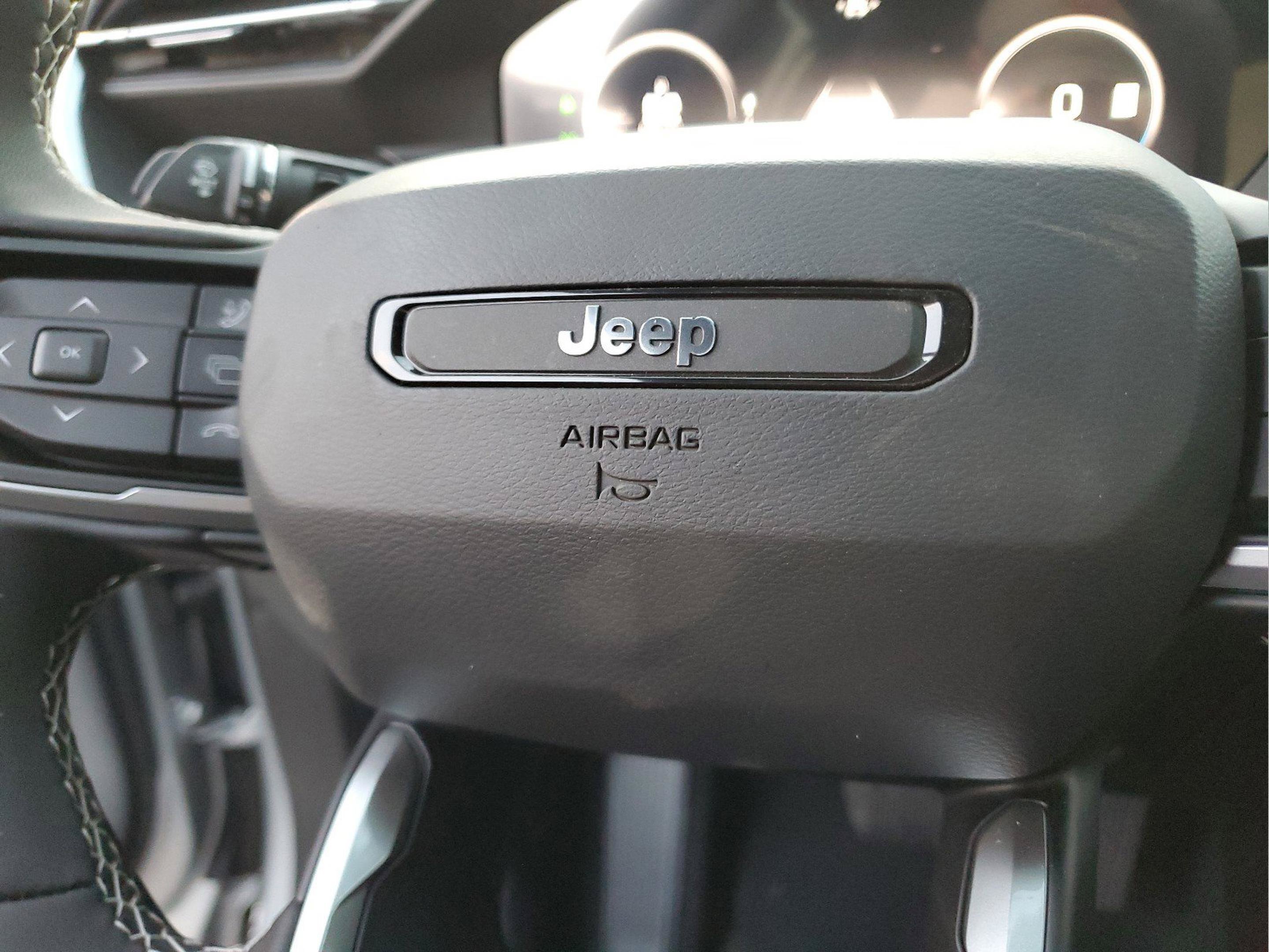 New 2026 Jeep Cherokee Overland w/ Advanced Pro Tech Group AWD/4WD image 24