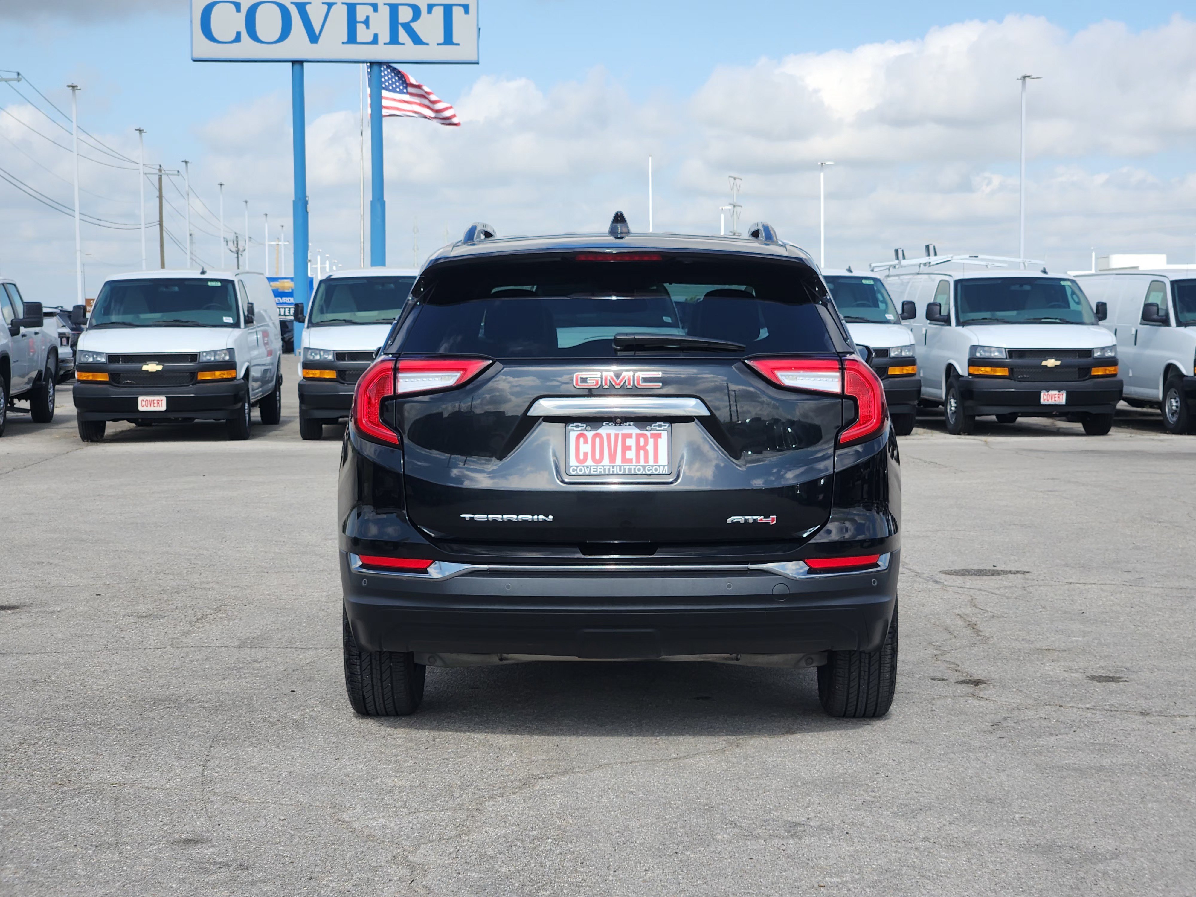 Used 2023 GMC Terrain AT4 w/ Tech Package AWD/4WD image 6