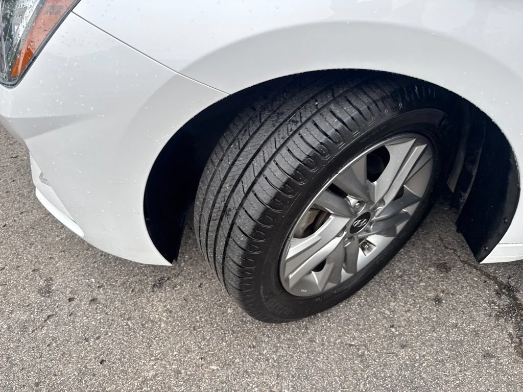 Used 2020 Hyundai Elantra SEL w/ Cargo Package (C1) FWD image 27