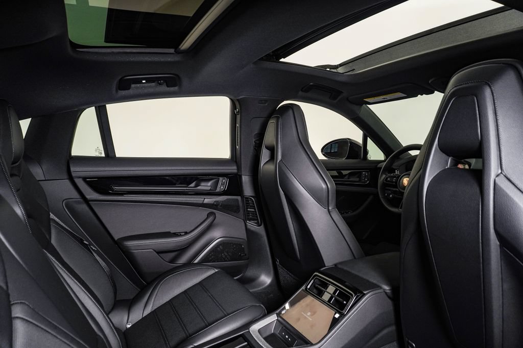 New 2026 Porsche Panamera 4 AWD/4WD image 16