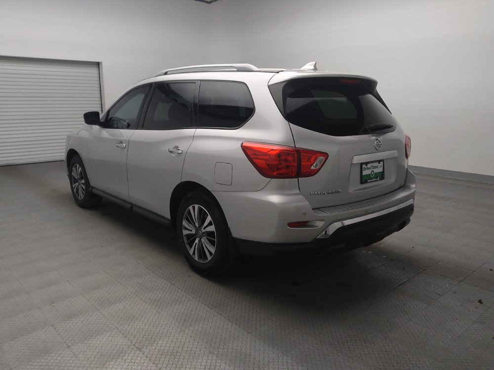 Used 2020 Nissan Pathfinder S FWD image 5